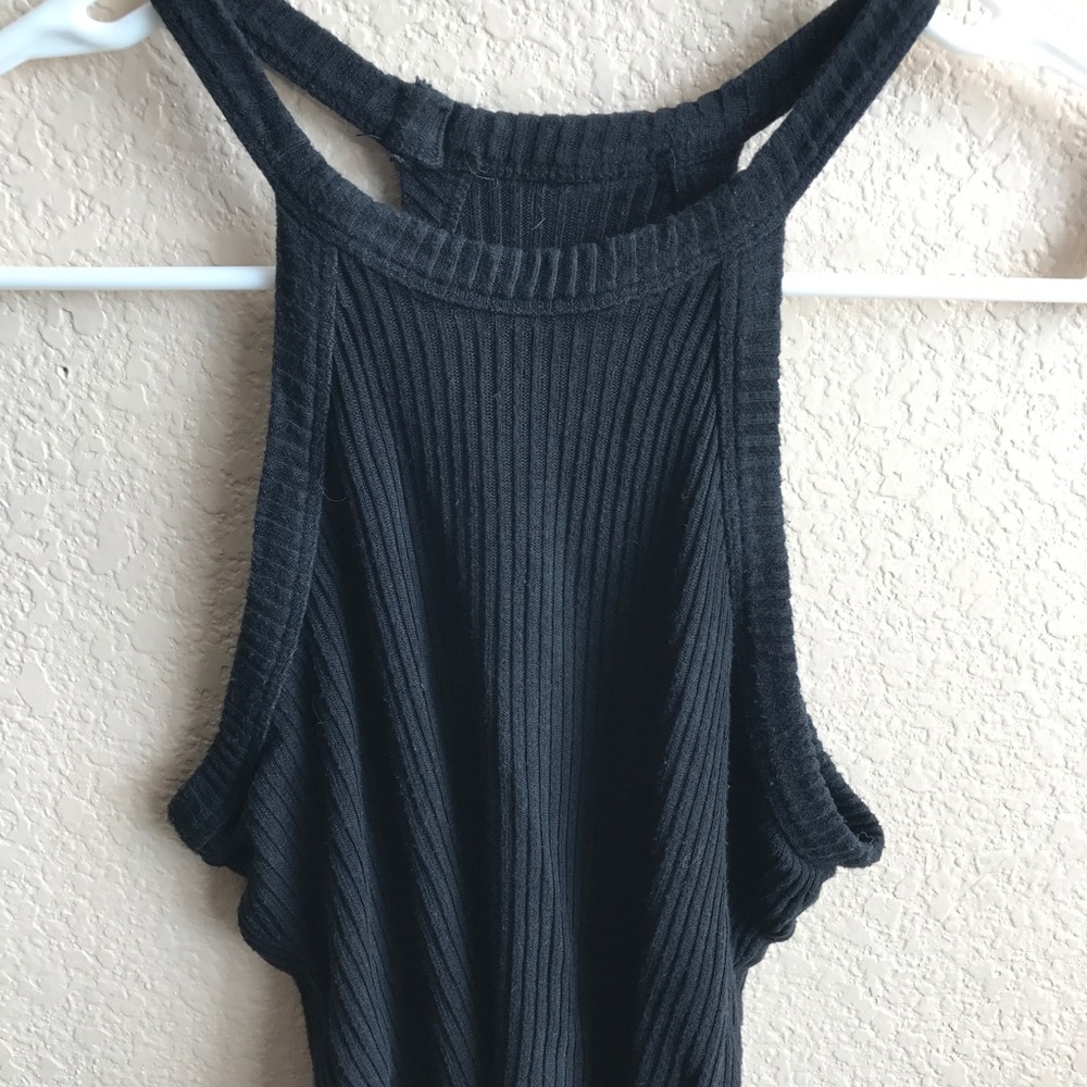 Brandy Melville Ribbed Low Side Tank Crop Top